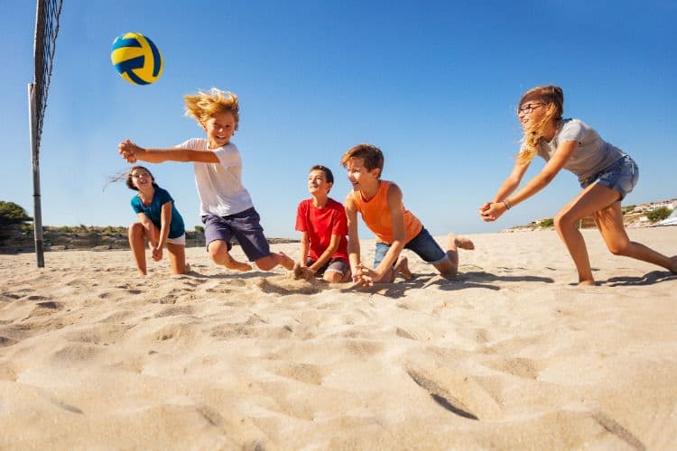 Actieve en betaalbare eenoudervakantie op Strand Maaslanden