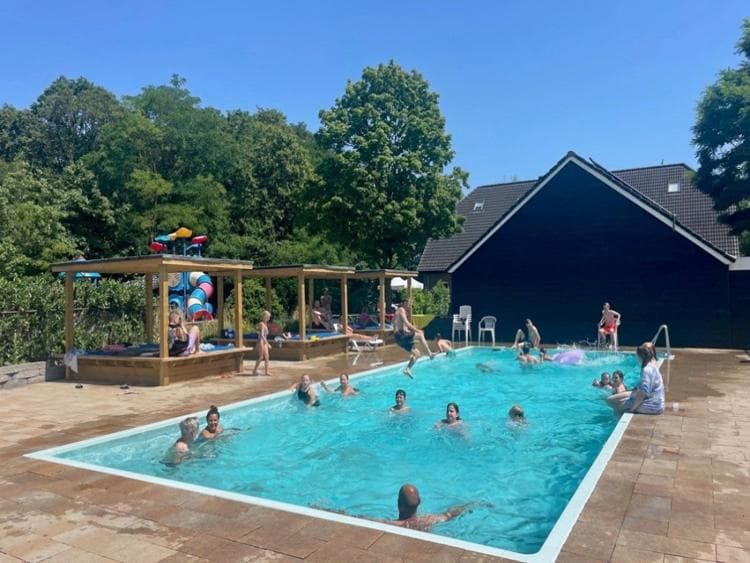 Vakantiehuis De Tienhoeve foto 2